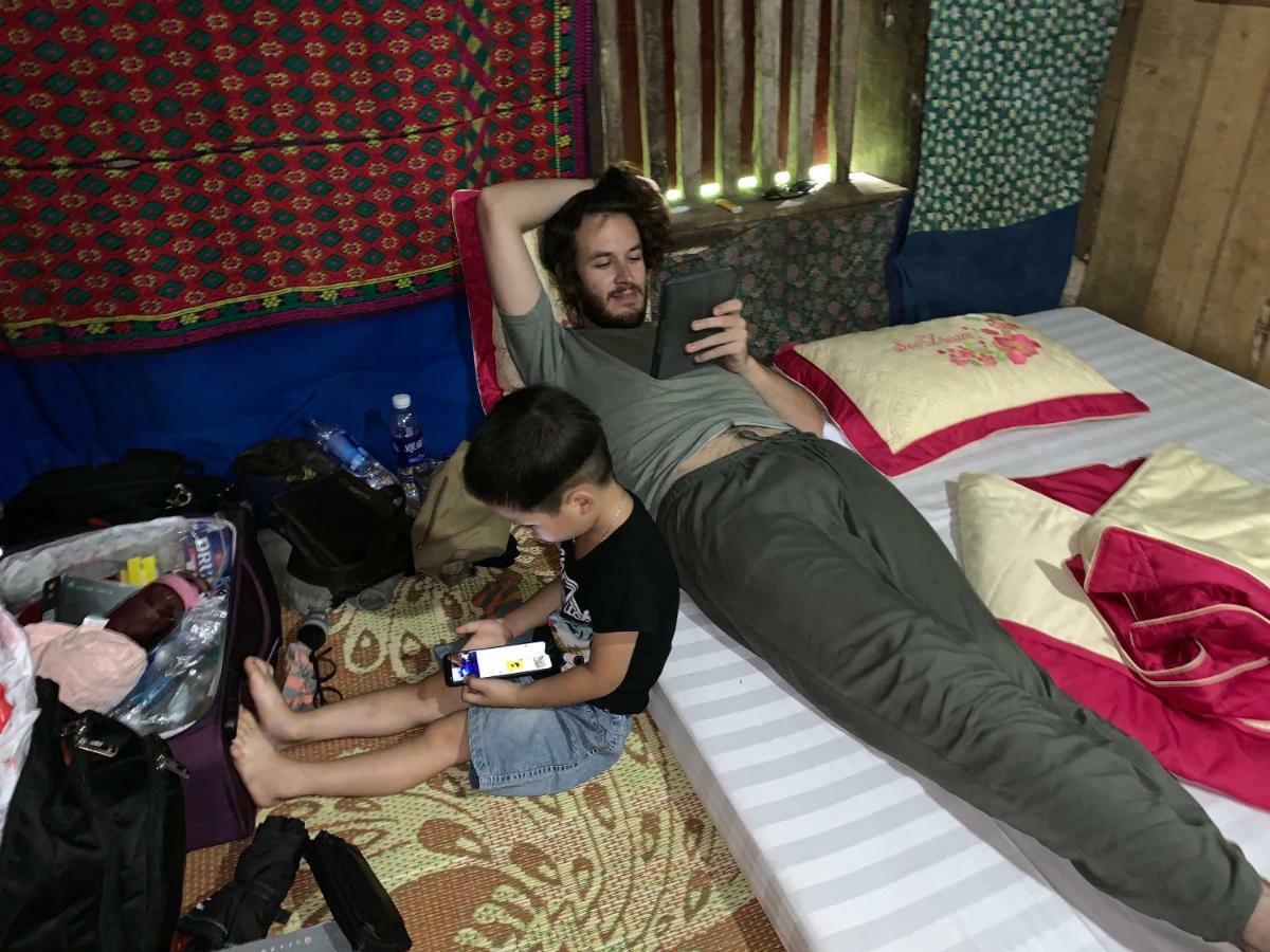 Hoàng Công Bản Giốc Homestay Cao Bang Chambre photo